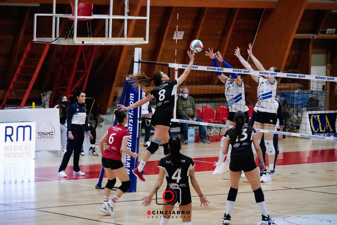 Il Capitano Alessandra Di Paolo in azione