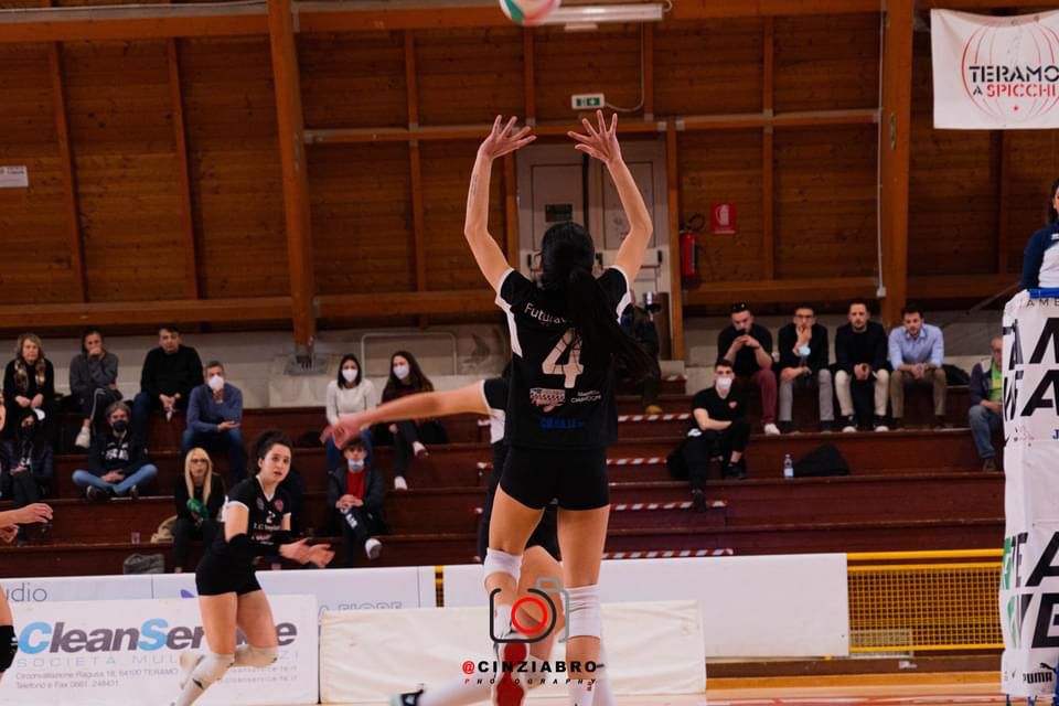 La palleggiatrice Celeste Di Diego 2