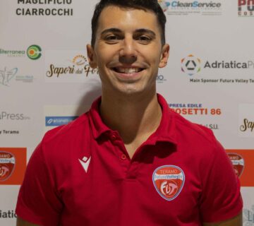 Orlando Edoardo Preparatore Atletico Massaggiatore scaled e1764841392287 360x320